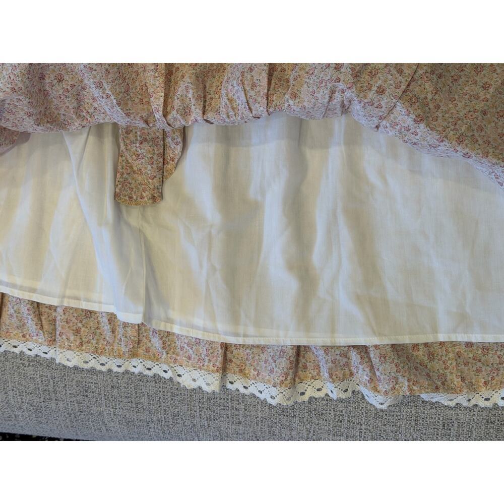Hyacinth House Tuckernuck Floral Bow Tellie Tiered Lace Smocked Dress Sz XL - Picture 11 of 13